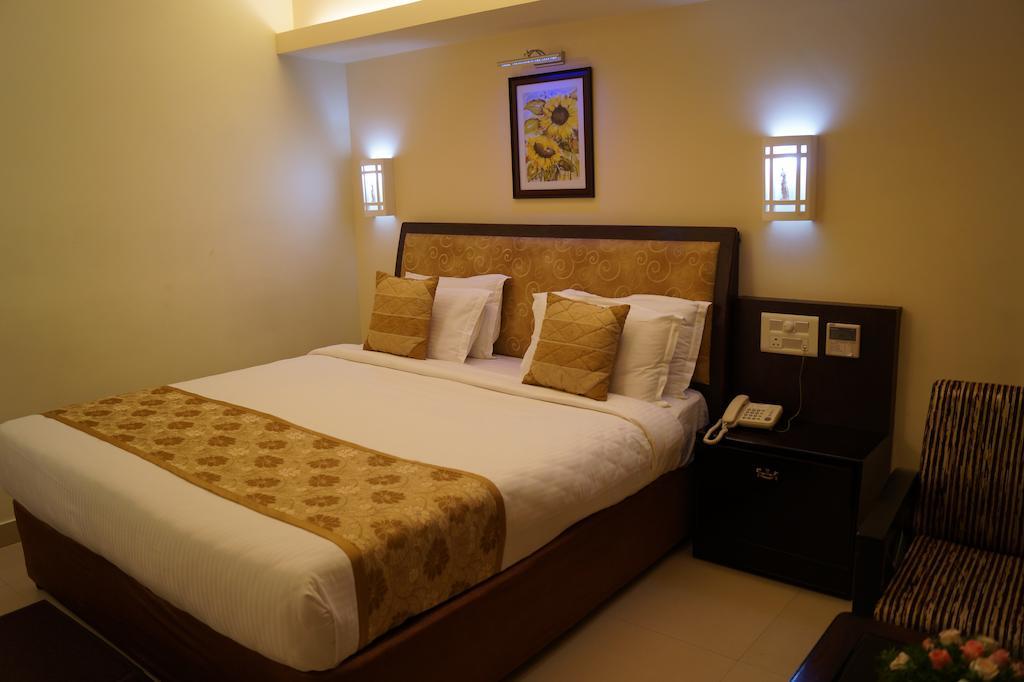 Hotel Budhil Park Višákhapatnam Pokoj fotografie