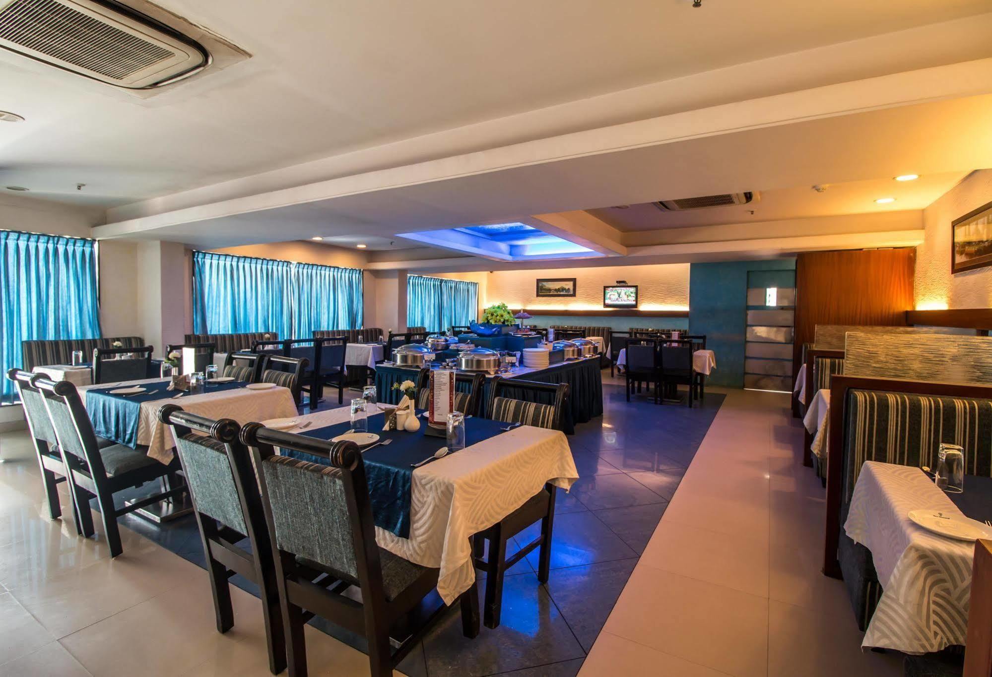 Hotel Budhil Park Višákhapatnam Exteriér fotografie