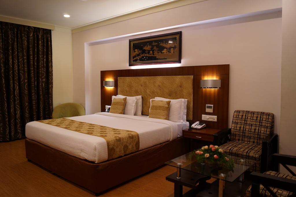 Hotel Budhil Park Višákhapatnam Exteriér fotografie