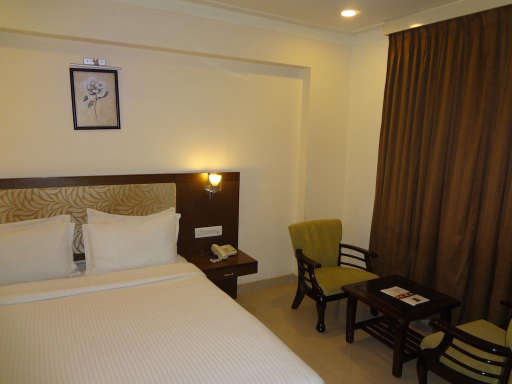 Hotel Budhil Park Višákhapatnam Exteriér fotografie