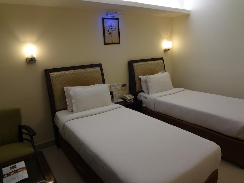 Hotel Budhil Park Višákhapatnam Exteriér fotografie