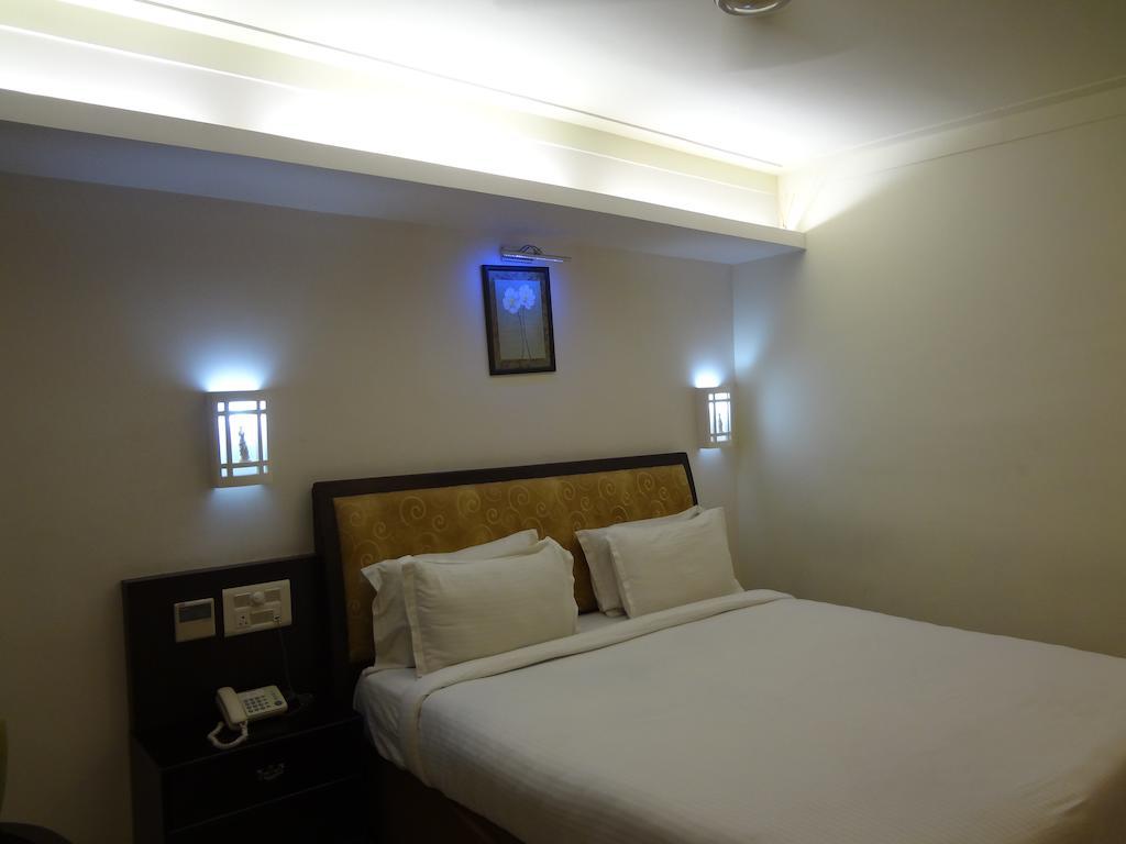 Hotel Budhil Park Višákhapatnam Exteriér fotografie