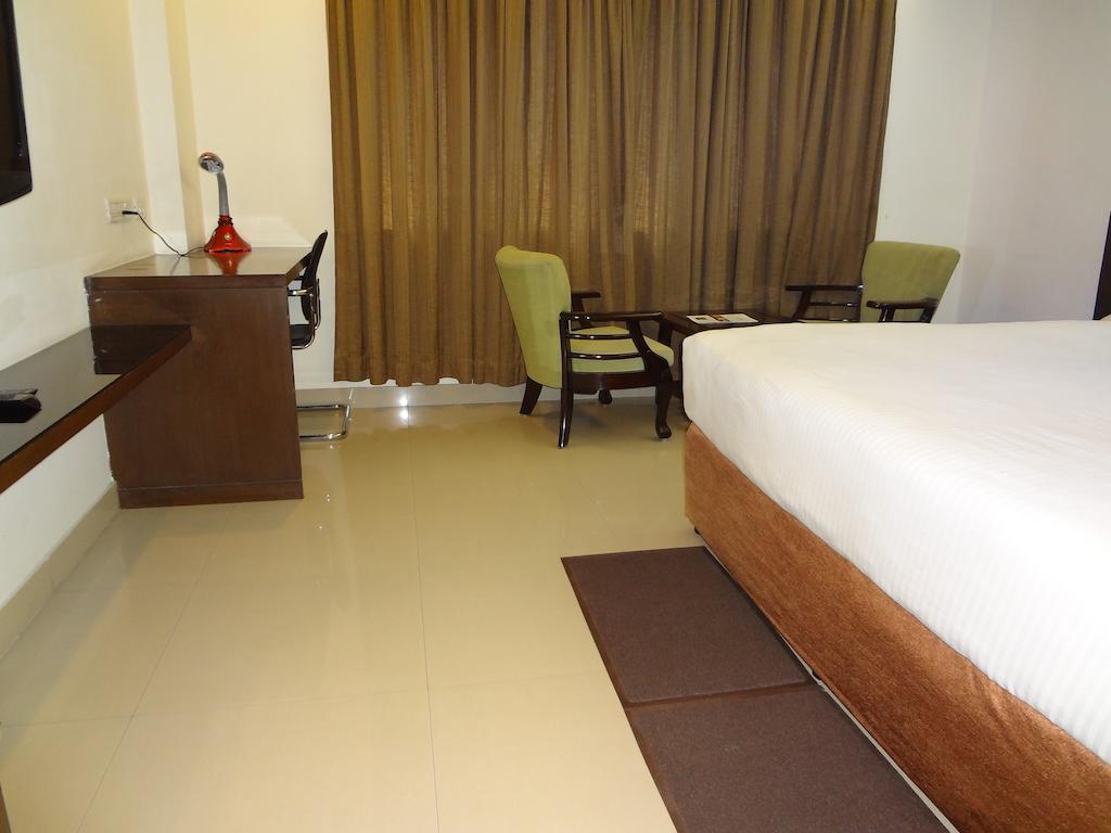 Hotel Budhil Park Višákhapatnam Exteriér fotografie