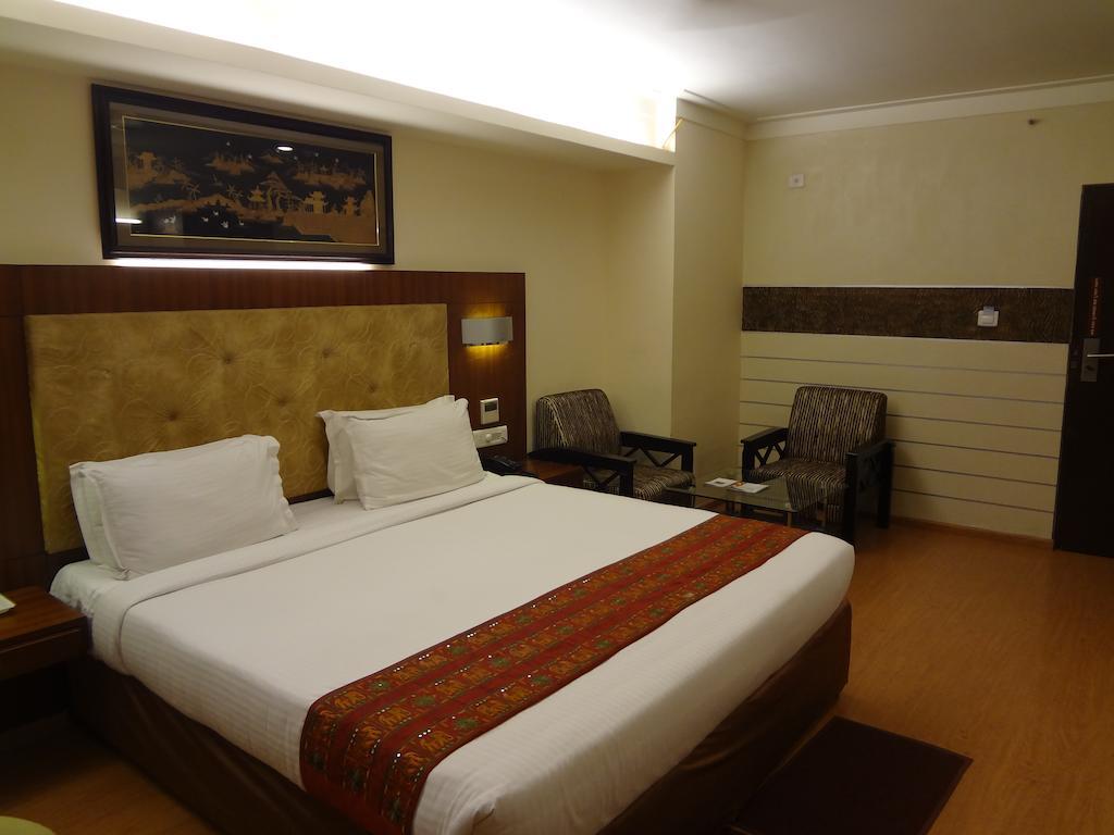 Hotel Budhil Park Višákhapatnam Exteriér fotografie